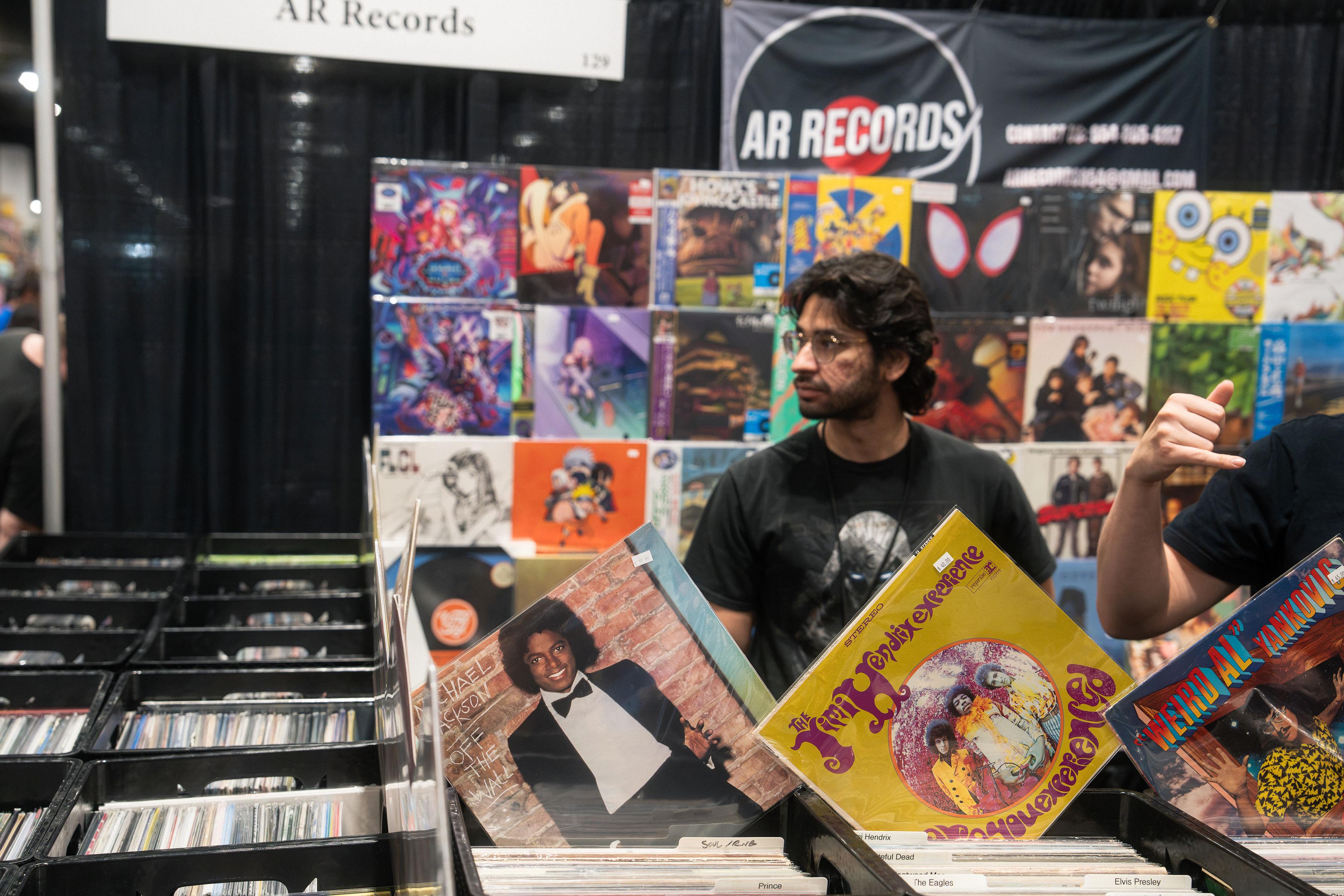 Kinora Studio — Tampa Bay Comic Con 2026 photography