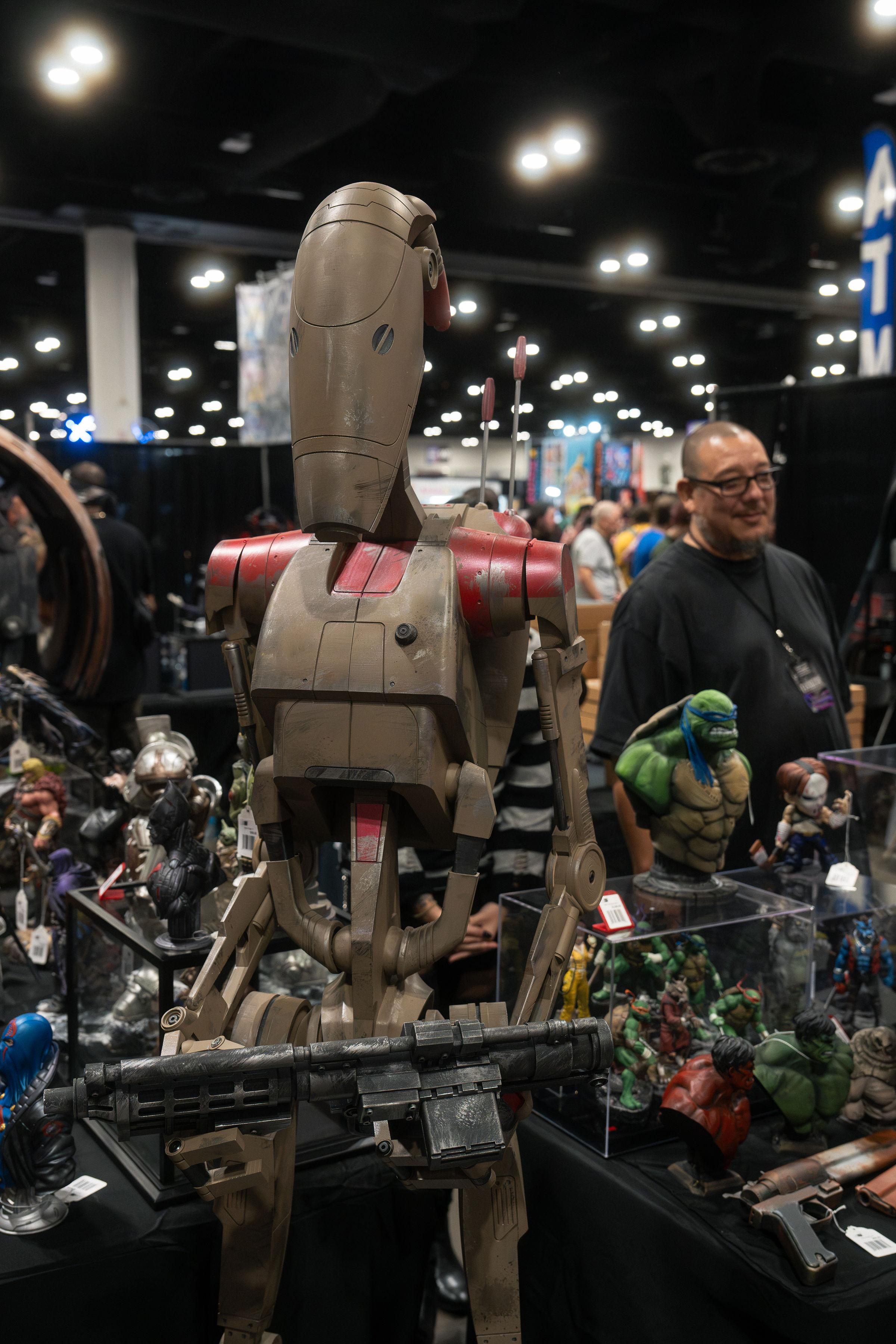 Kinora Studio — Tampa Bay Comic Con 2026 photography