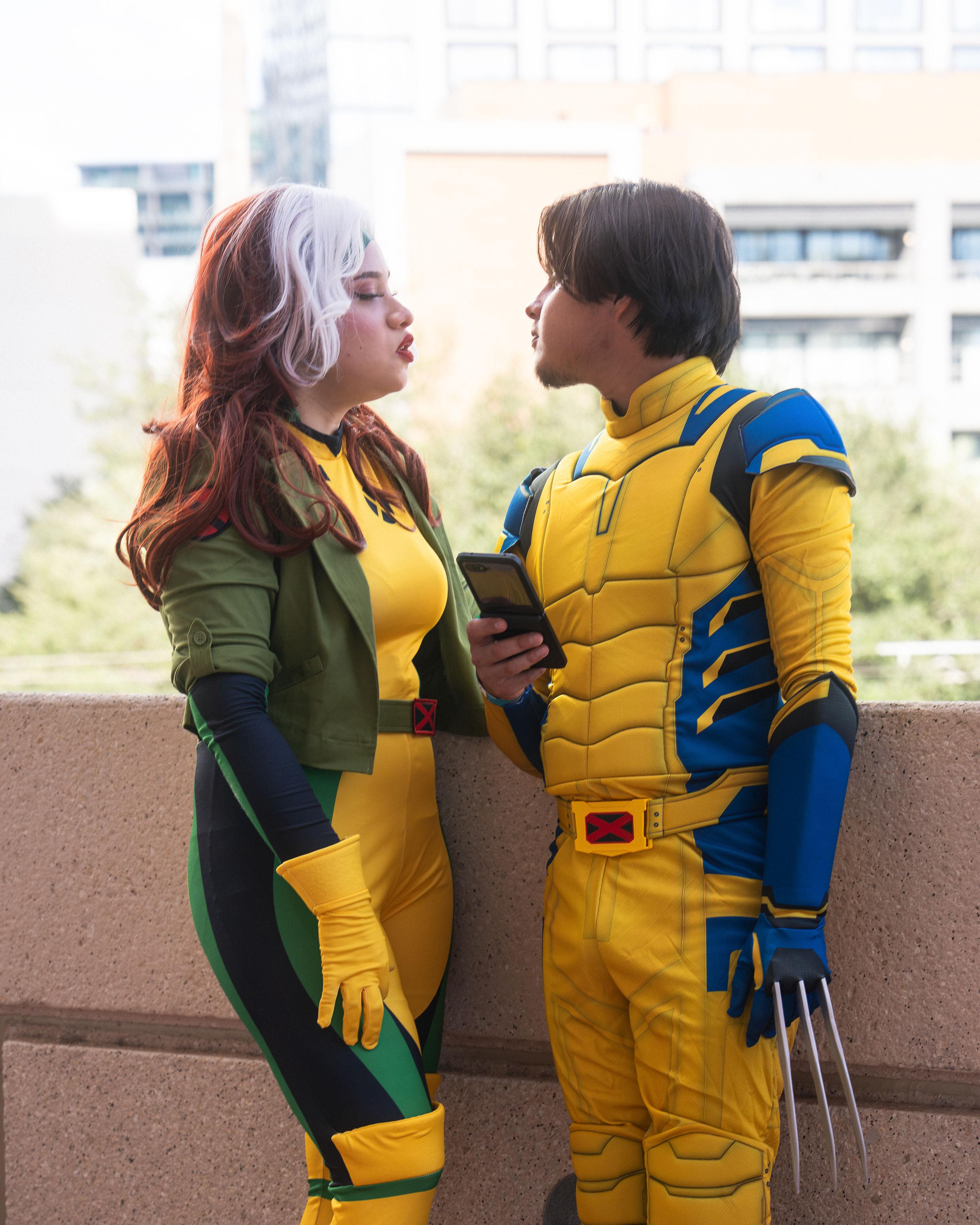 Kinora Studio — Tampa Bay Comic Con 2026 photography