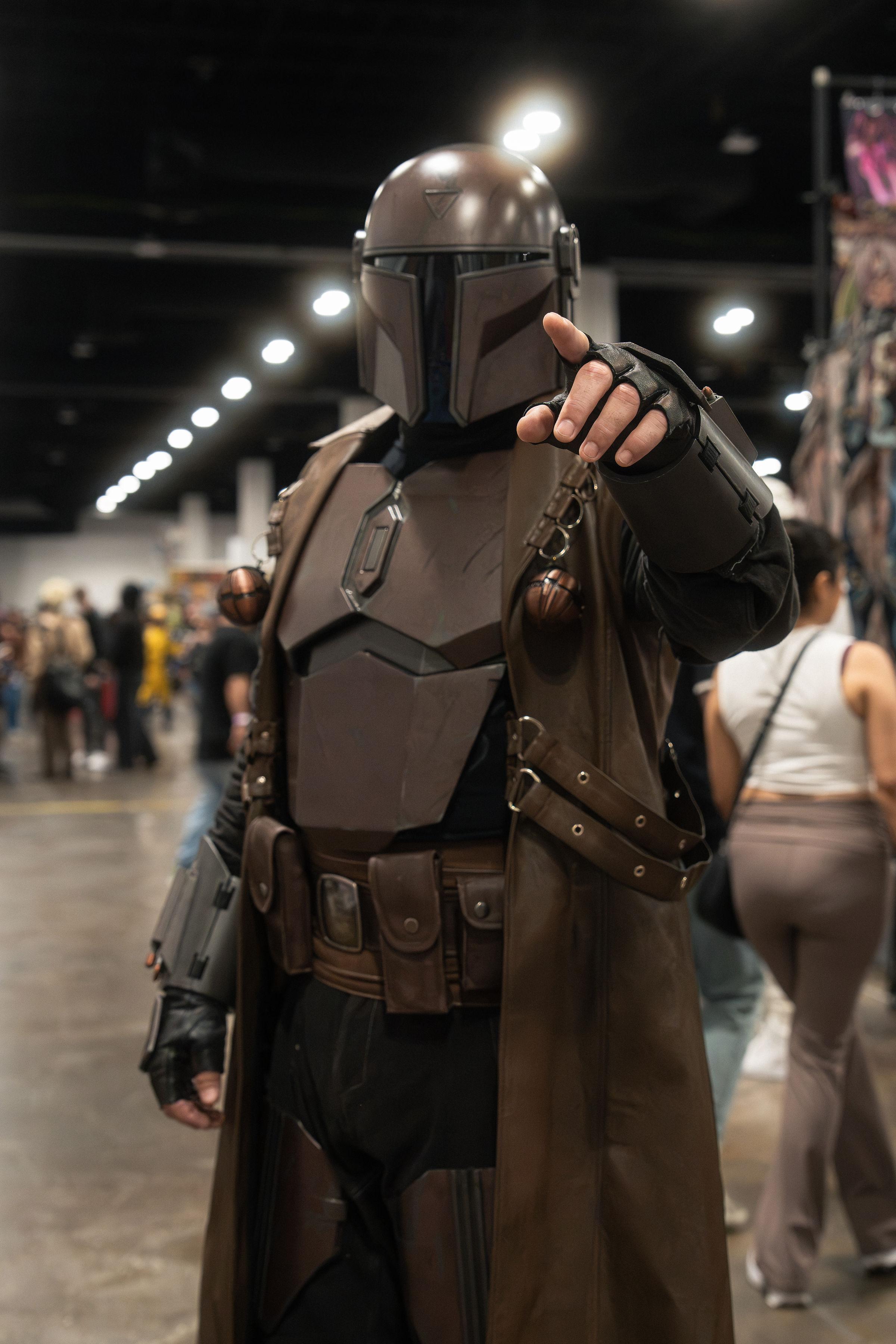 Kinora Studio — Tampa Bay Comic Con 2026 photography