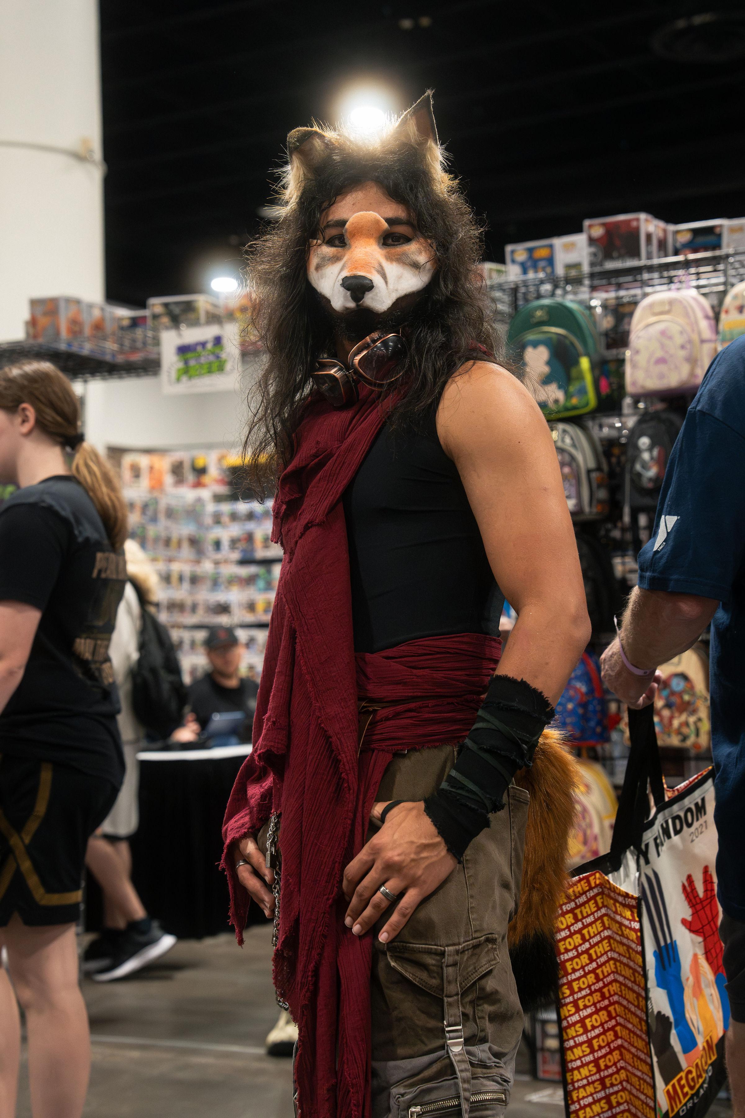 Kinora Studio — Tampa Bay Comic Con 2026 photography