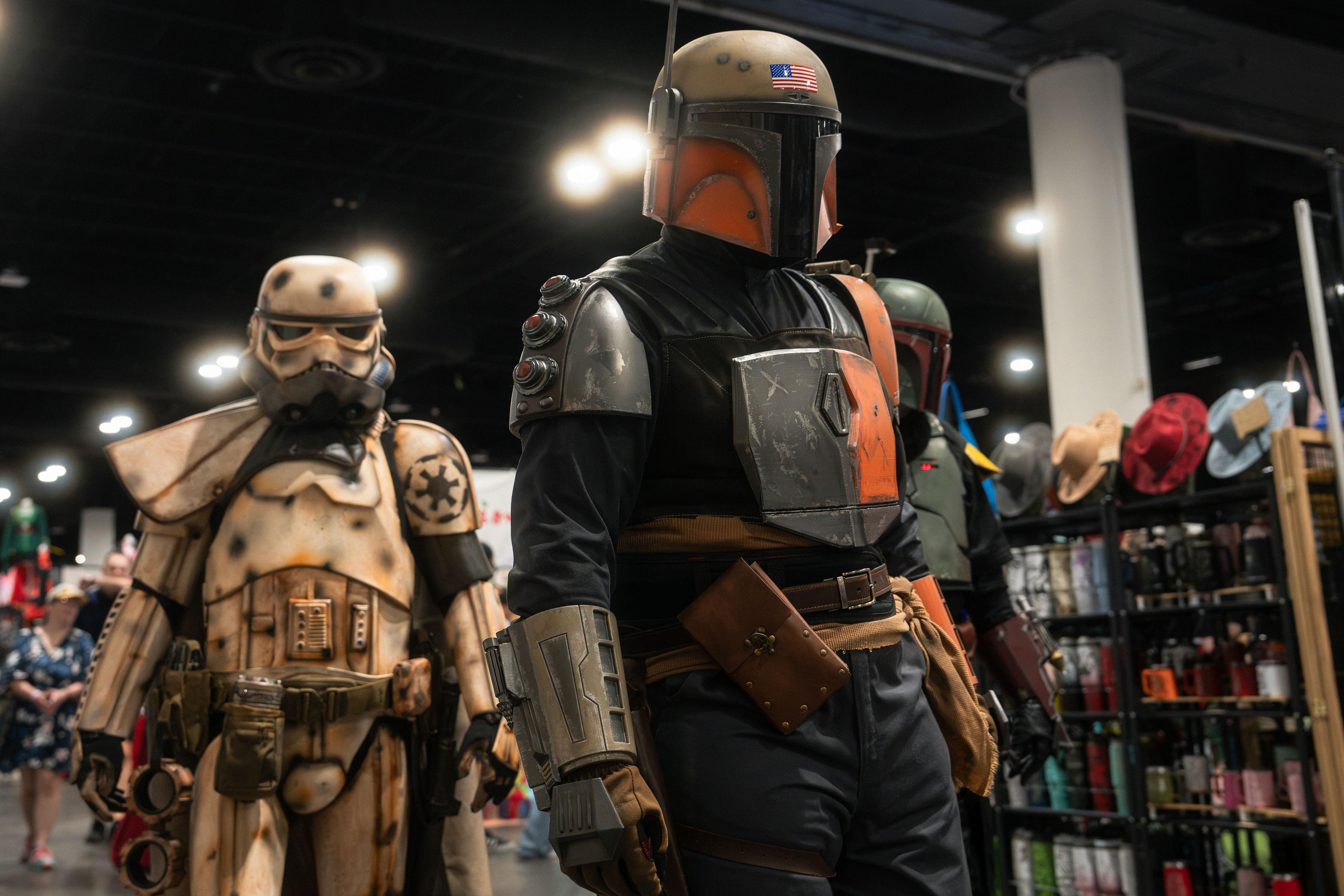 Kinora Studio — Tampa Bay Comic Con 2026 photography