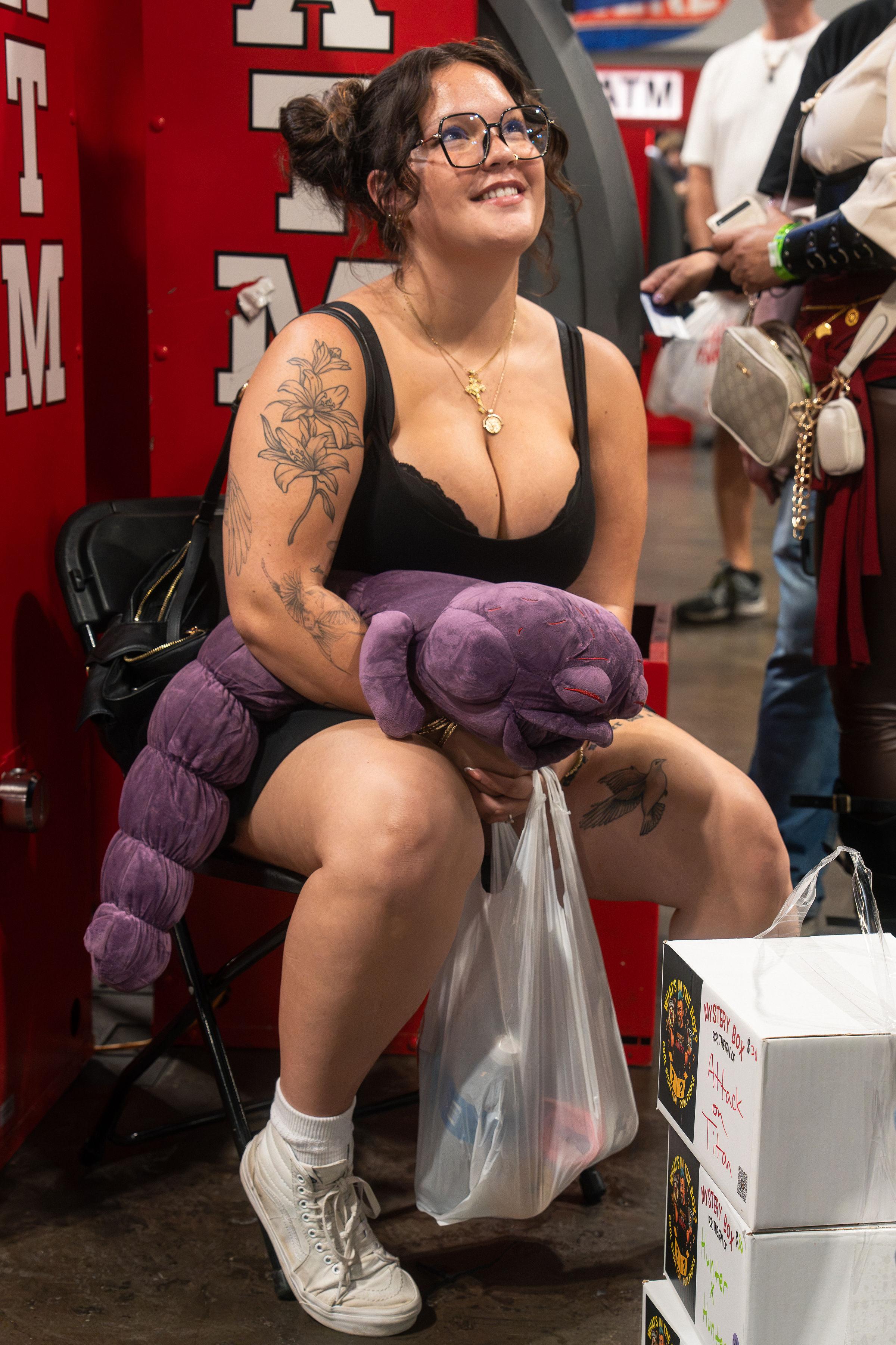 Kinora Studio — Tampa Bay Comic Con 2026 photography