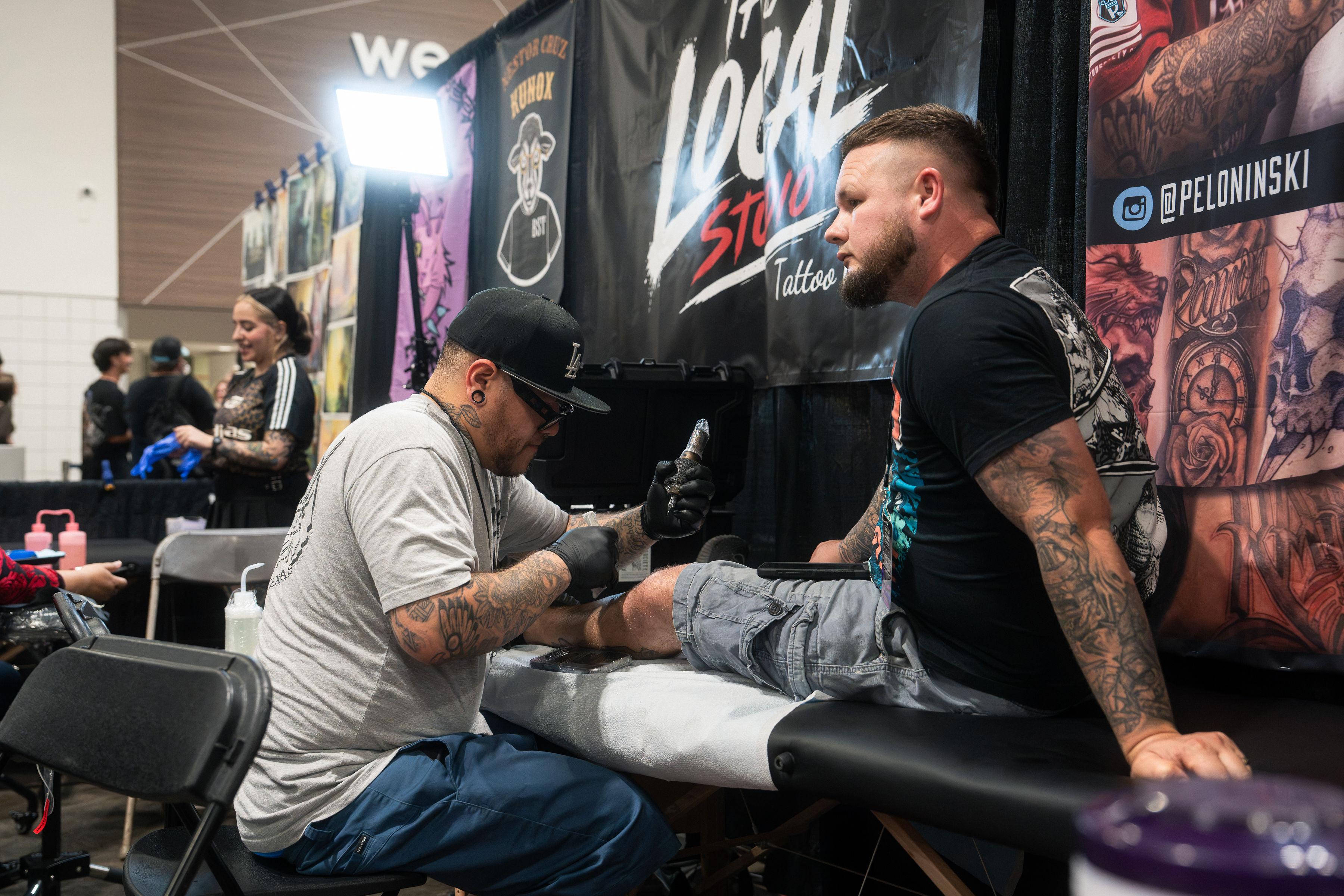 Kinora Studio — Tampa Bay Comic Con 2026 photography