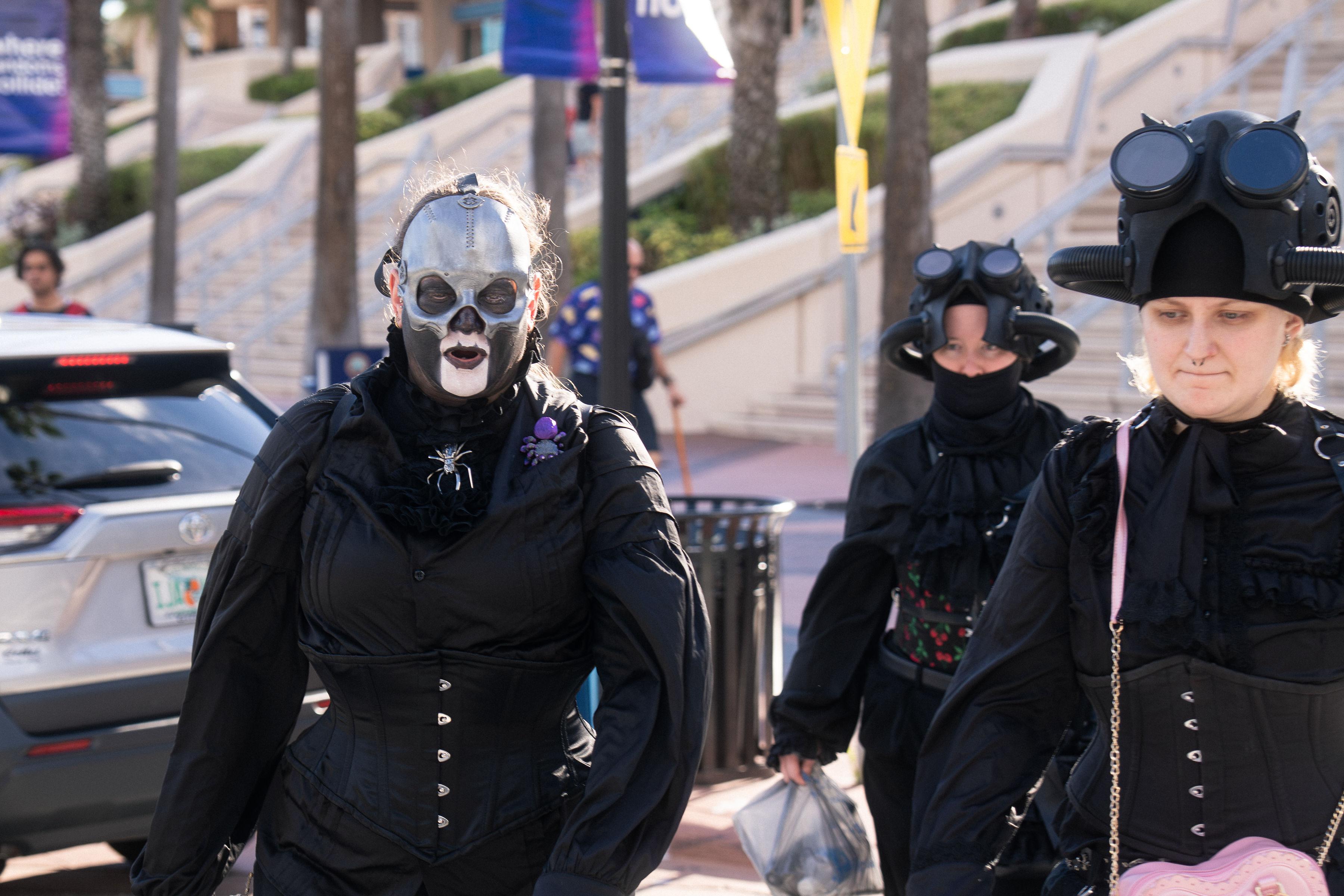 Kinora Studio — Tampa Bay Comic Con 2026 photography
